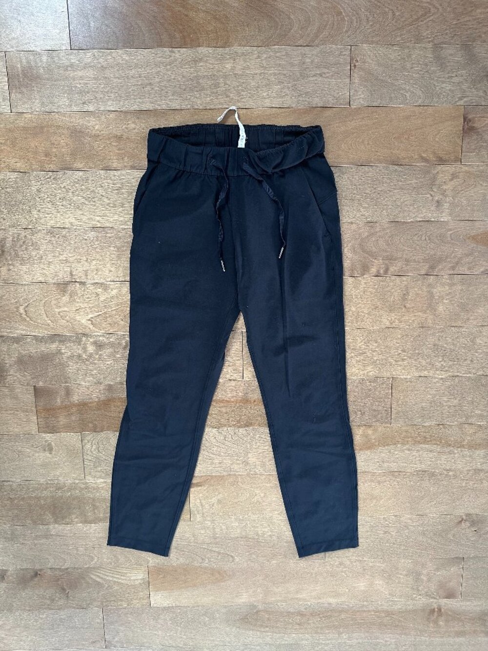 Lululemon On the Fly Pant *28" in Black